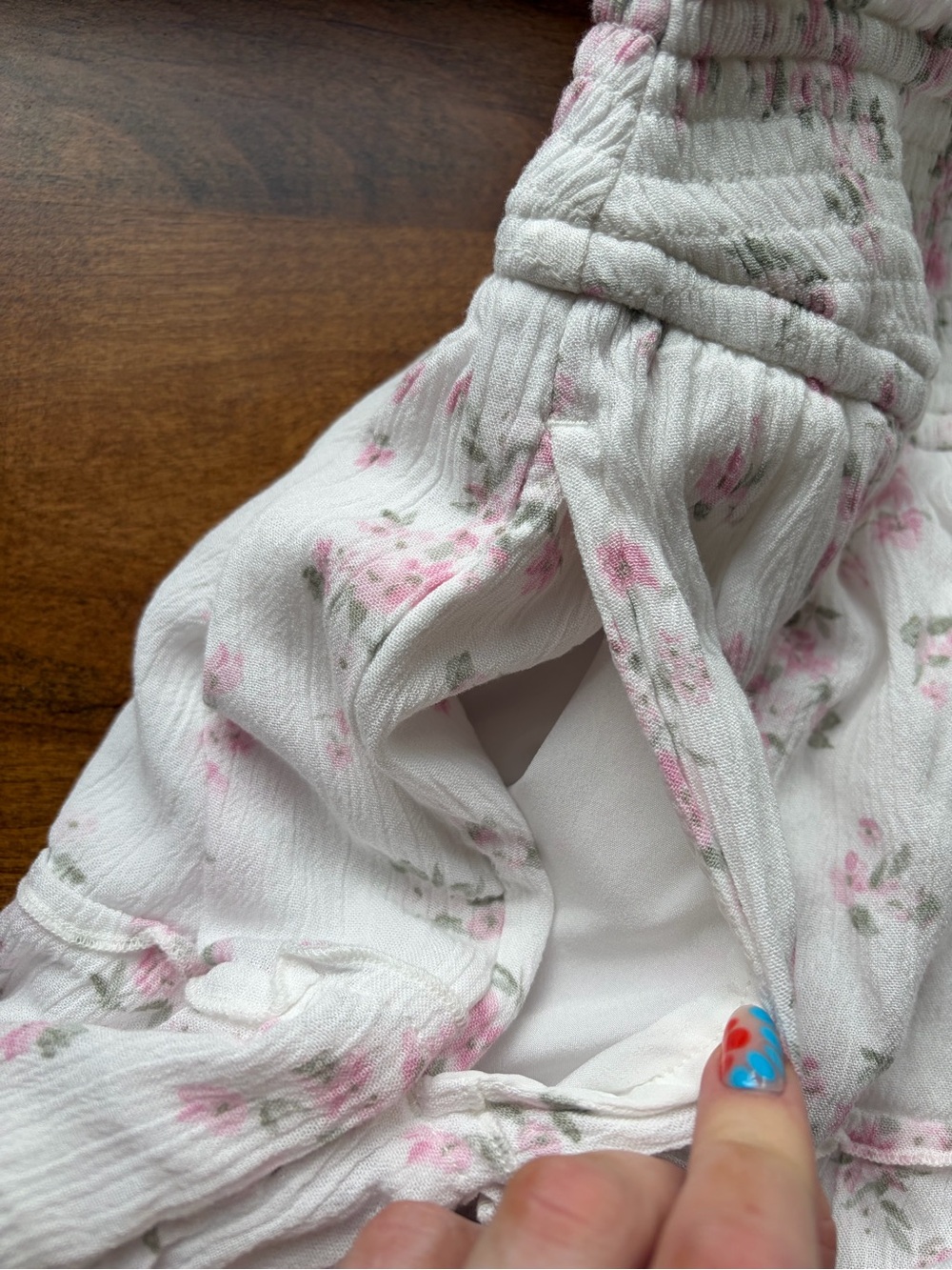 Hollister White Mini Skort with Pink Floral Print - Picture 4 of 6